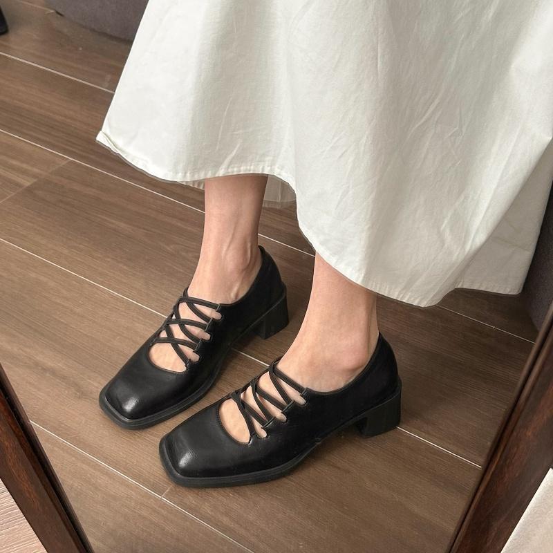 Fashion 2025 Spring and Autumn New Square Head Mary Jane Shoes Women Retro Casual All Fashion Small Leather Shoes