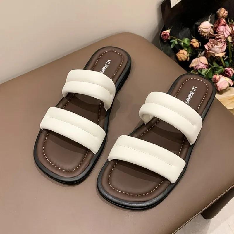 Fashion Summer Fashion Slip-on Casual Outdoor Beach Women Flip Flops Designer New Soft Bottom Leather Women's Slippers Shoes