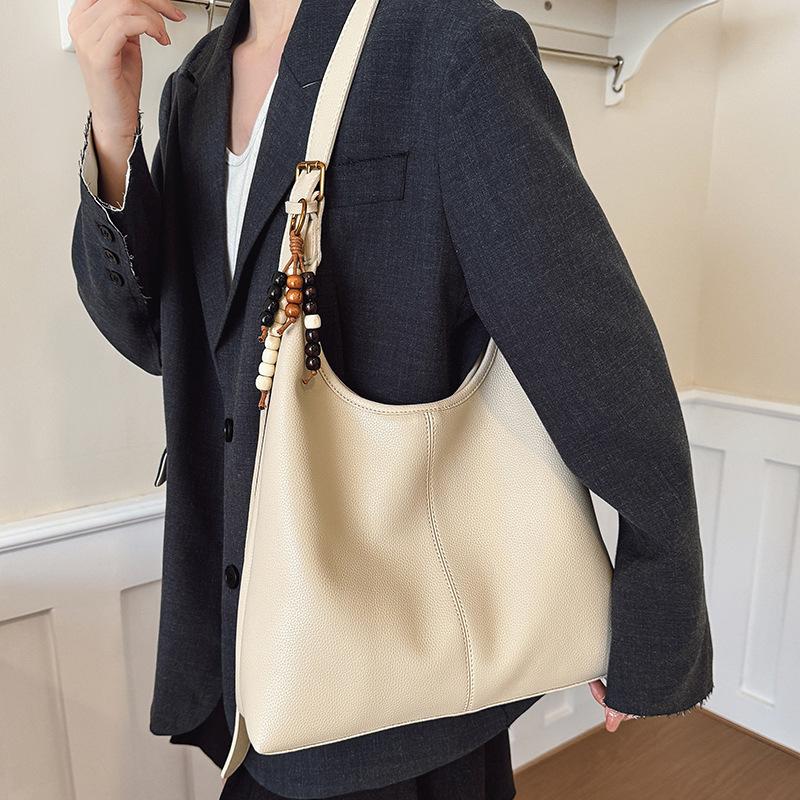 

Вместительная сумка под мышкой женская 2025 новая осенне-зимняя ретро сумка на плечо, высококлассная универсальная сумка-тоут для通勤