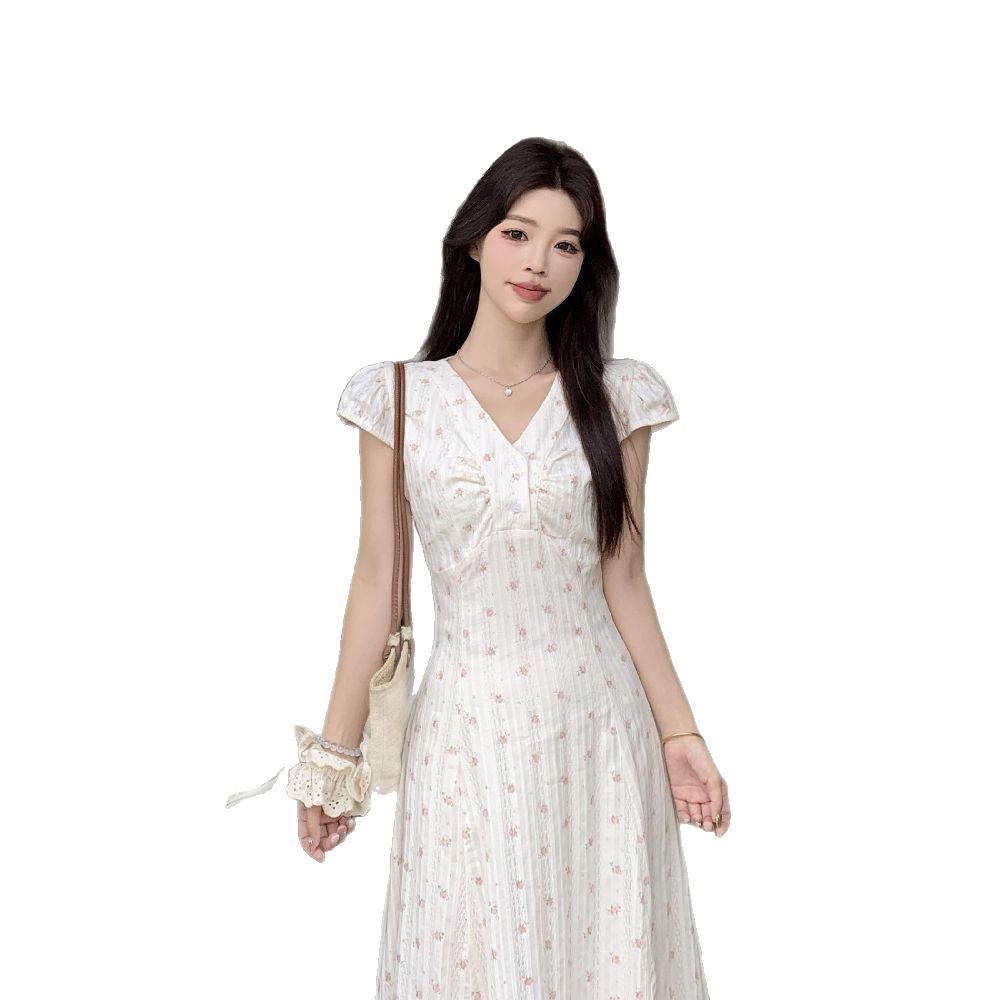 Women's Summer Pastoral Floral Print Dress - Short Sleeve, High-End Waist-Cinched, Sweet Resort Style.