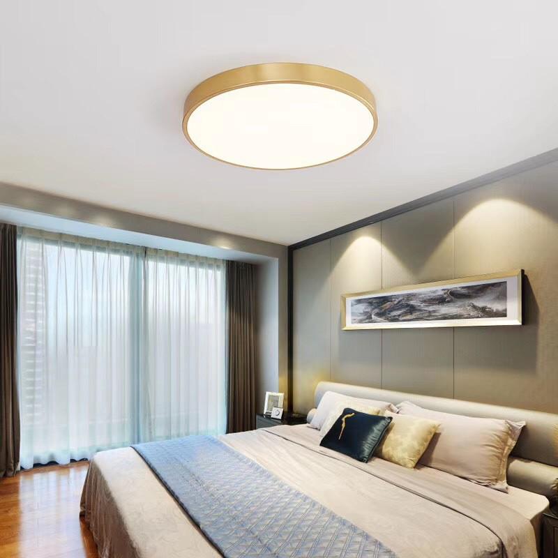 All-Copper Modern LED Ceiling Light: Ultra-Thin Round Fixture for Bedroom, Balcony, and Hallway