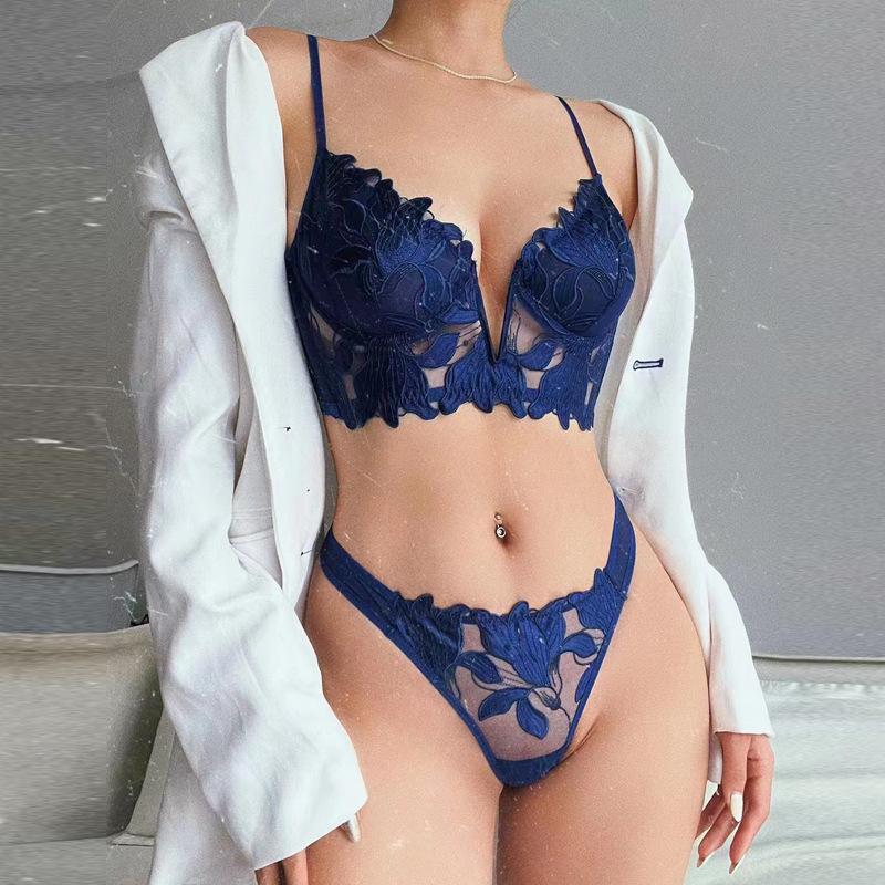 French Explosive Deep V Sexy Embroidered Lace Underwear Women's Ultra-thin Big Breasts Small Gathering Bra