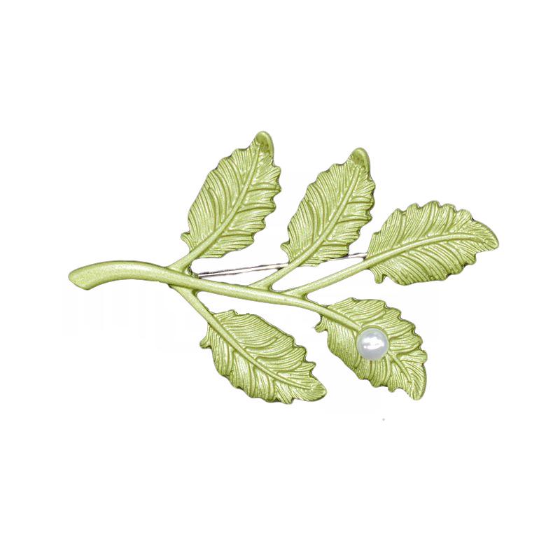 Ginkgo Leaf Pearl Flower Silk Scarf Brooch
