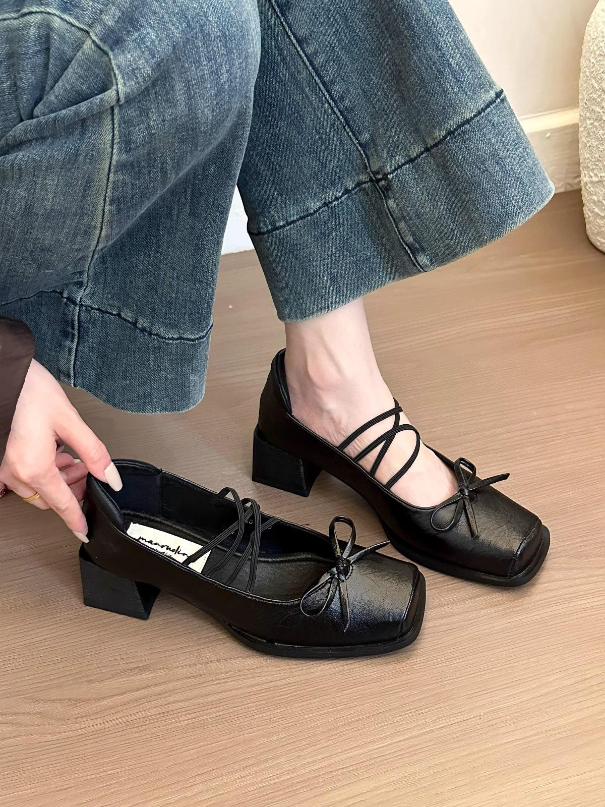 

Серебристые туфли Мэри Джейн в стиле знаменитостей, женские туфли с бантом, кожаные туфли с маленьким бантом, весенние и летние платья, высокие каблуки 40 чёрный