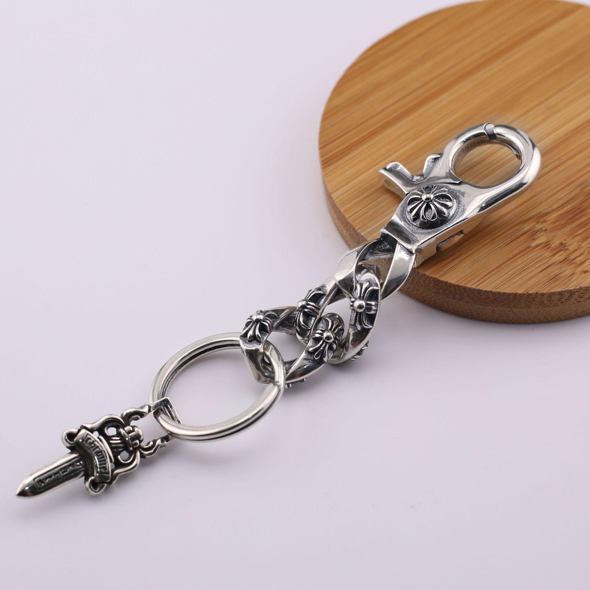 

Ретро брелок для ключей в виде меча с цветочным узором и застежкой-лобстером