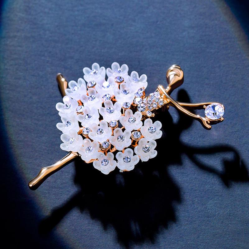 Broșă coreeană elegantă pentru fată de balet Broșă de modă din rășină cu flori din aliaj Accesorii cu diamante