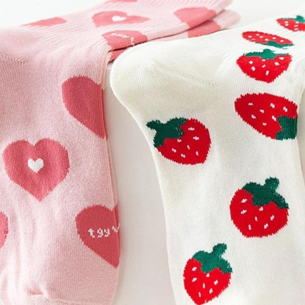 Strawberry Chewy Long Socks 4-Piece Set