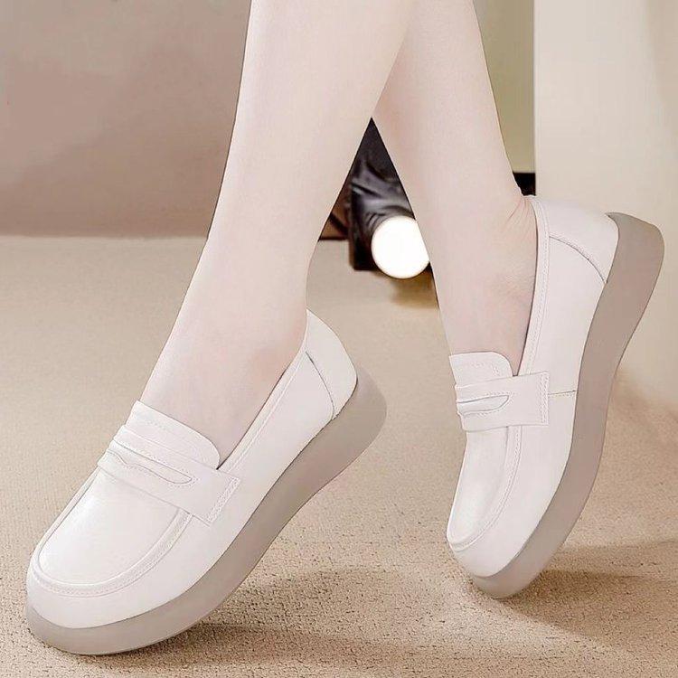 

Popular soft leather loafers women s 2025 autumn new flat-bottomed fashion versatile single shoes retro British style small leather shoes 35 білий