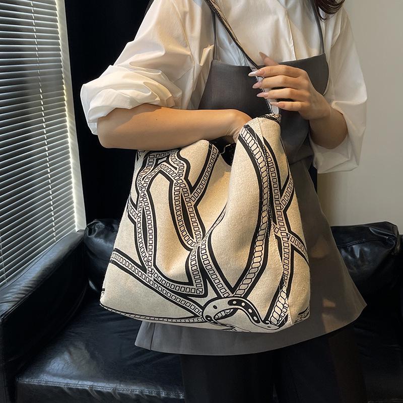 Mori Girl Lazy Style Large Capacity Linen Shoulder Bag - Women's Niche Totem Design Shopping Bag