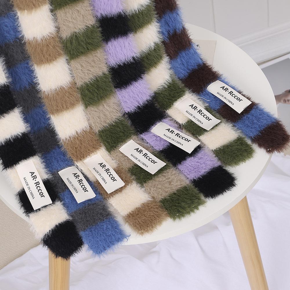 Cachecol Estreito Listrado Fuzzy Estilo Y2K Coreano para Sobreposição Versátil e Decoração Personalizada