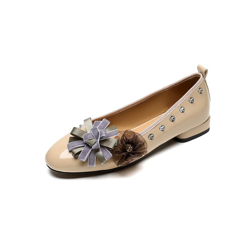 Fashion New Spring/Summer Patent Leather Women Pumps Shoes for Women Fashion Rivet Detachable Flower Round Toe Low Heel Women Loafers