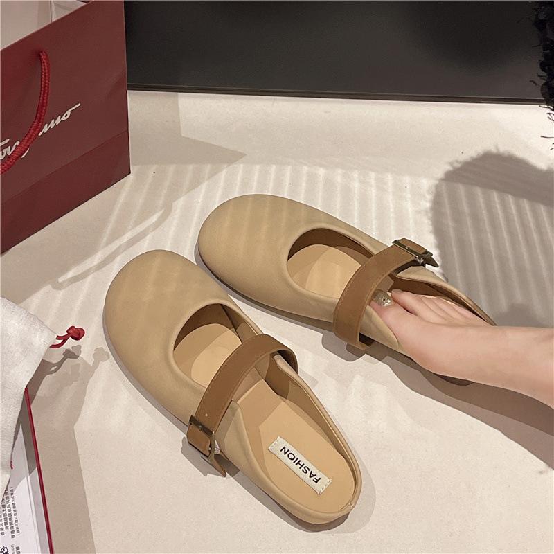 

Wear Doudou bag lazy children super hot new half-tray versatile spring and summer women s shoes one-pedal muller shoes 35 is one size smaller