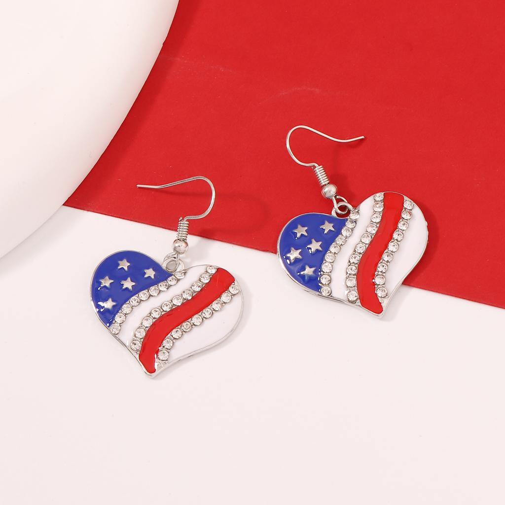The Red, White and Blue Interlaced National Flag Heart-shaped Earrings Are Fashionable, Trendy and Exquisite