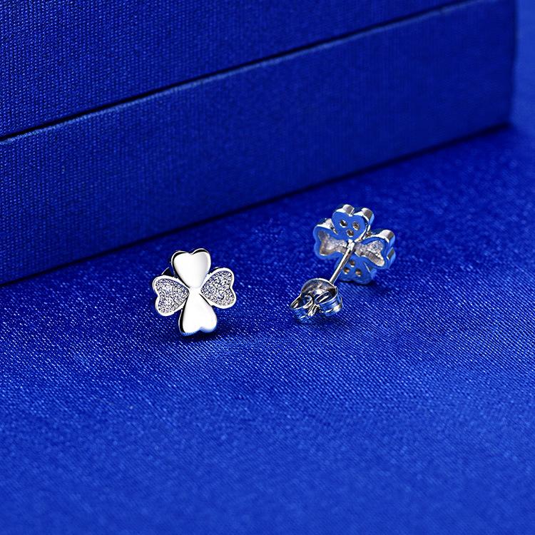 Anti-allergic Four-leaf Clover Earrings Floral Diamond-set Fashionable Flowers Full Diamond Earring Decoration