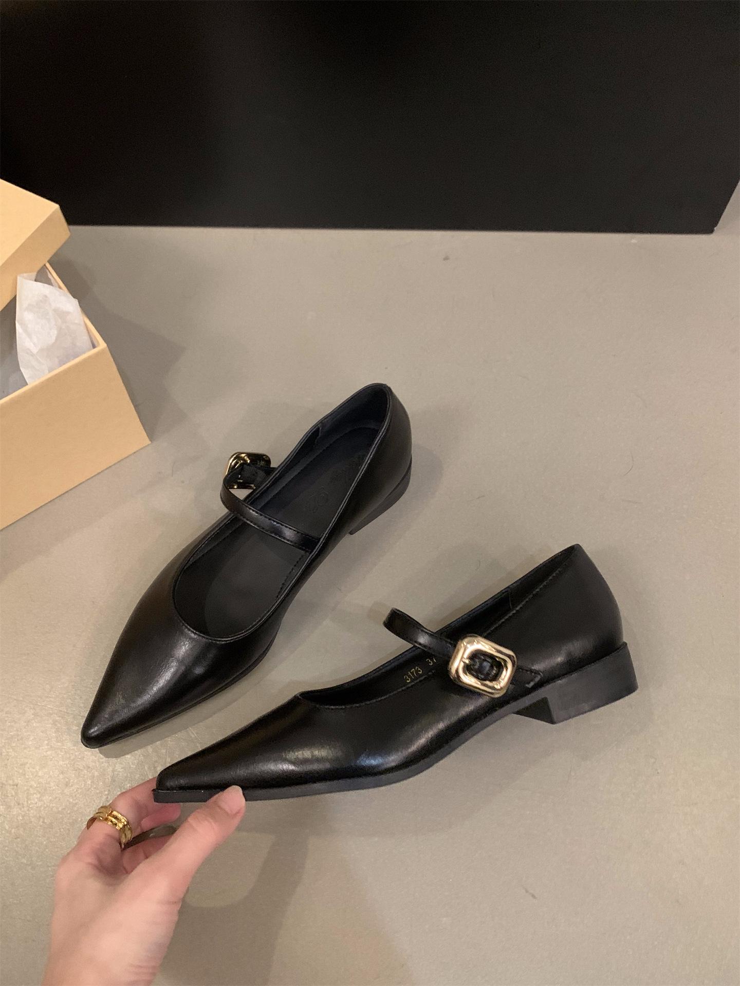 

Туфли Мэри Джейн на низком каблуке, черные, темпераментные, женские туфли 2025 новый весенне-осенний французский стиль, с острым носком, на плоской подошве, вечерние туфли 39 чёрный