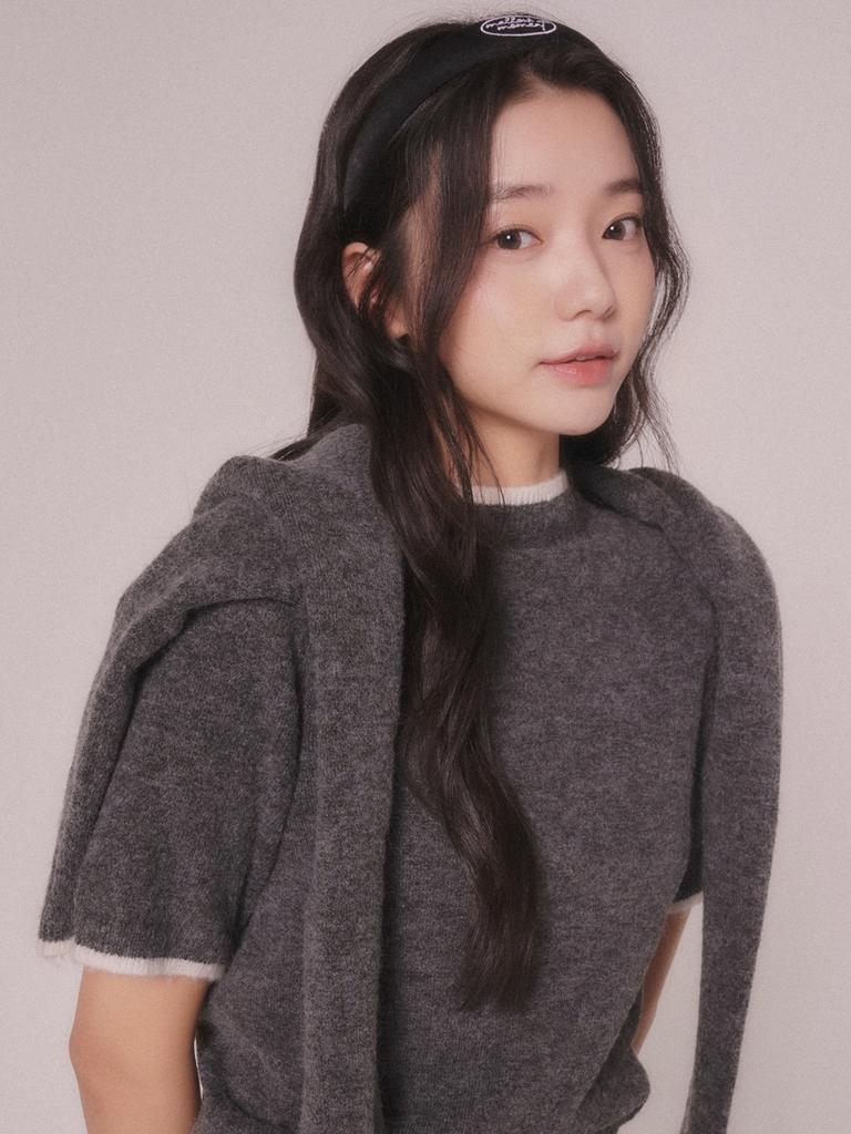 Mellotoli Line Boucle Short Sleeve Knit Top (2 Colors)