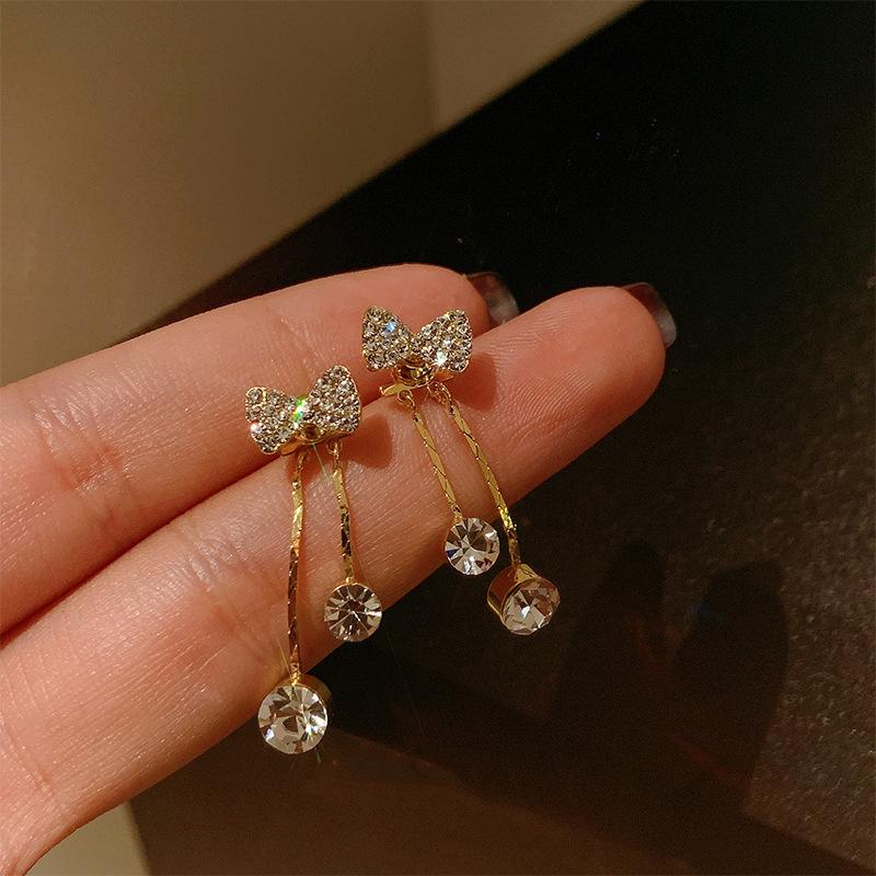 South Korea Dongdaemun New 111 Silver Needle Diamond-encrusted Five-pointed Star Earrings Women's Flash Diamond Fringed Bow Stud Earrings