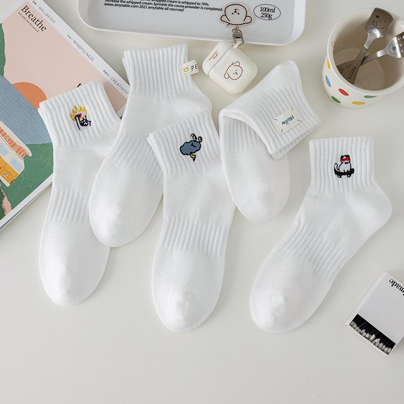 Female Spring and Summer Lovely Embroidery Preppy Sports Low Top Boneless Tube Socks