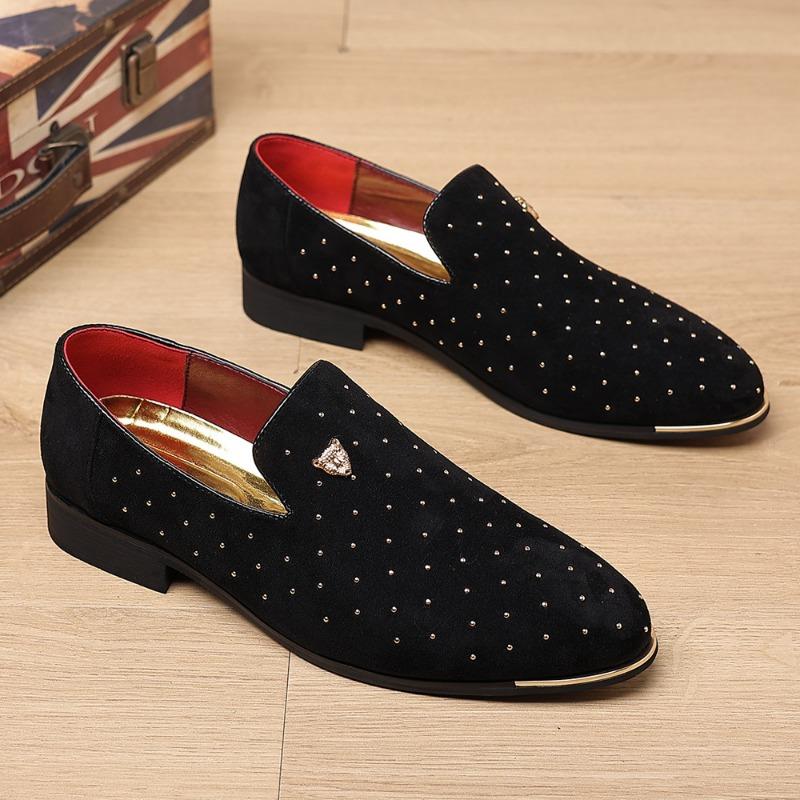 Gorąca sprzedaż Męskie mokasyny Czarny Wiosenny wsuwany zamsz Męskie buty biznesowe Projektant Eleganckie buty wizytowe dla mężczyzn Zapatos Hombre