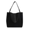 Simple and Fashionable Retro Women's Bags, New Large-capacity Shoulder Bags, Underarm Bags, Textured Bucket Bags.