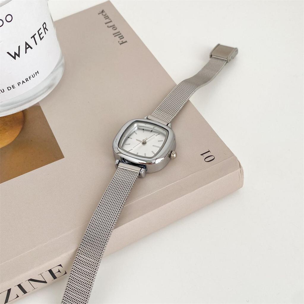 Purple Small Dial Watch Female Niche Design Simple Exquisite Small Light Luxury Workplace Watch
