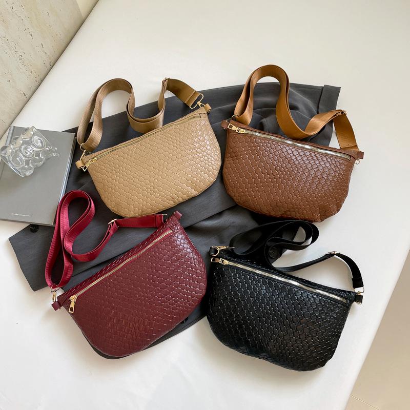Women's 2025 Retro Woven Crossbody Chest & Waist Bag - Chic Summer Design