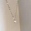 Elegant Single Diamond Necklace for Women - Simple, Fashionable, Versatile Clavicle Chain with Ins Style Trendy Design.
