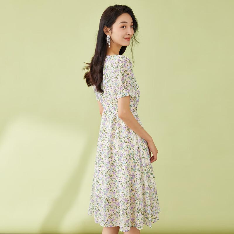 Elegant Floral Short-Sleeve Midi Dress