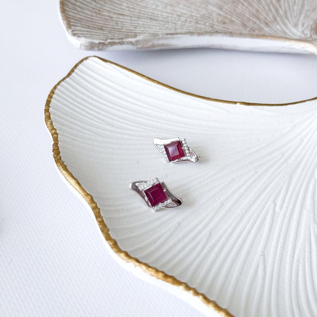 Silberohrringe mit natürlichem Rubin 2.633ct, Zirkonia (2165439)