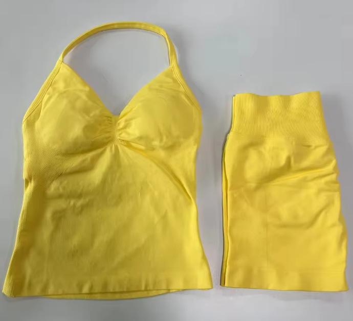 JYL Seamless Backless Two Piece Set Padded Halter Top Fitness Shorts