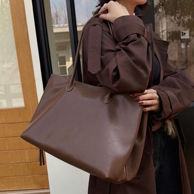New Cowhide Tote Bag Large-capacity Shoulder Bag Commuter Leather Women's Bag Simple Niche Armpit Bag