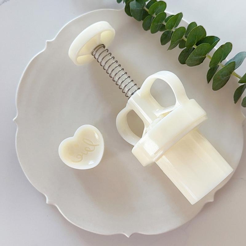 MidAutumn Festival Mooncake Makers Love Heart Moon Cake Mold Cookie Stamps DIY Hand Press Cookie Dessert Cutters