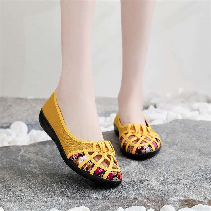 Laobei cloth shoes women's shoes spring and summer women's hollow models flat-soled women's shoes bag women's mesh shoes head breathable mother sanda