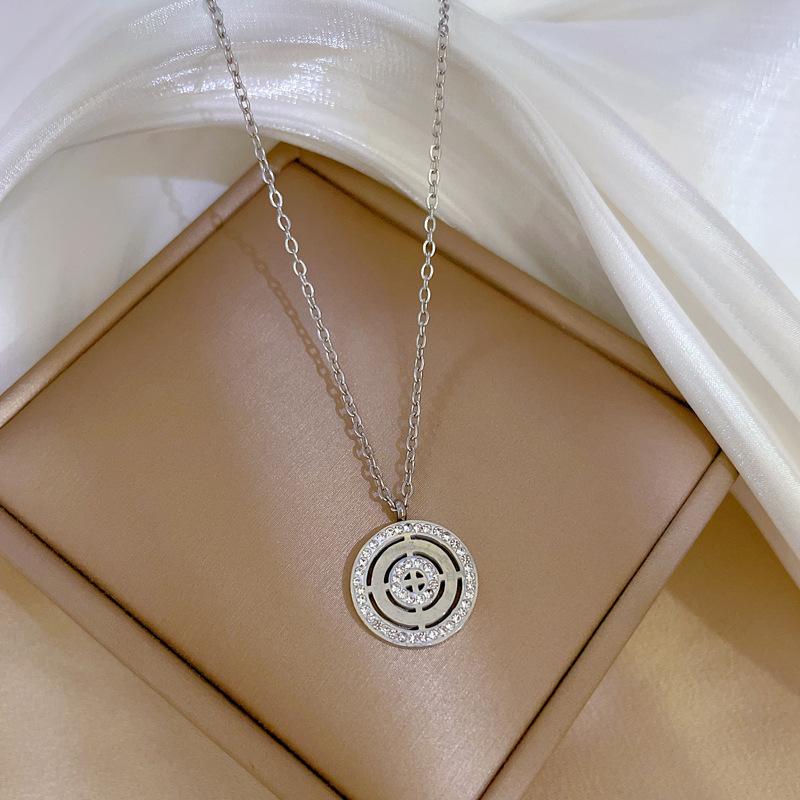 Roman Disc Minimalist Wind Furnace Real Gold Necklace Female Collarbone Chain With Accessories