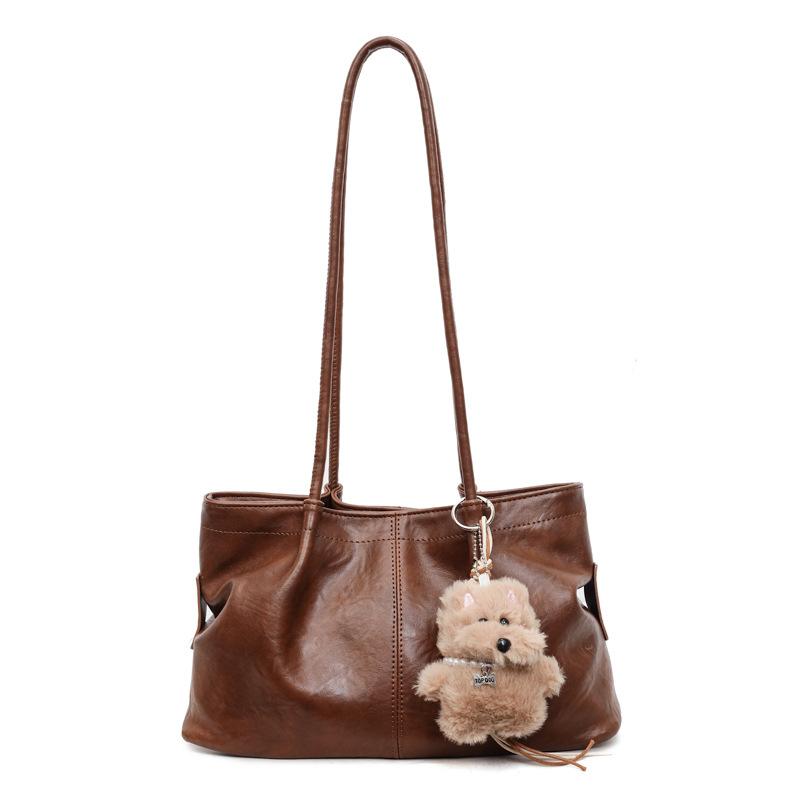 

Premium commuter tote bag large capacity shoulder bag women s 2025 new foreign style versatile soft leather handbag no pendant