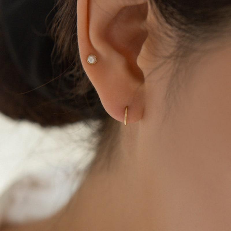 LUNNE 14k Bezel Pearl Piercing (14k Gold) c04