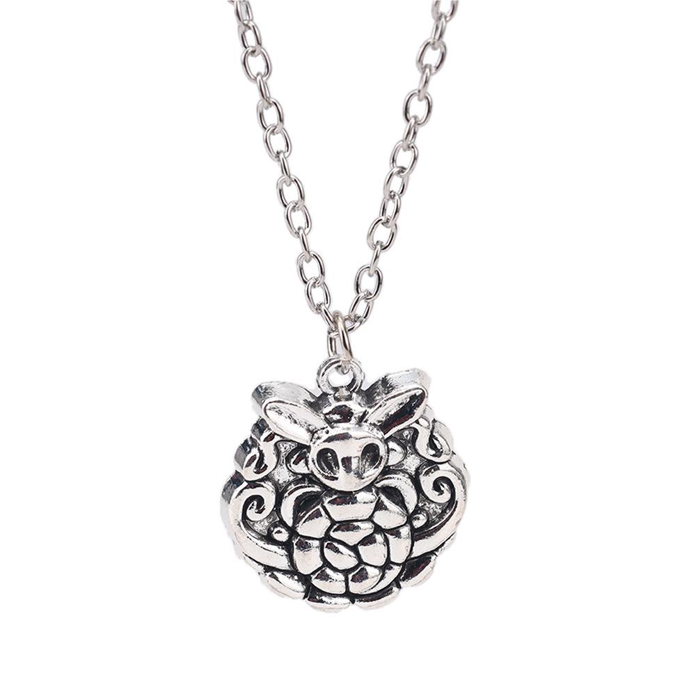 Personalized Hollow Knight Charm Collarbone Chain - Retro Metal with Drip Oil Finish