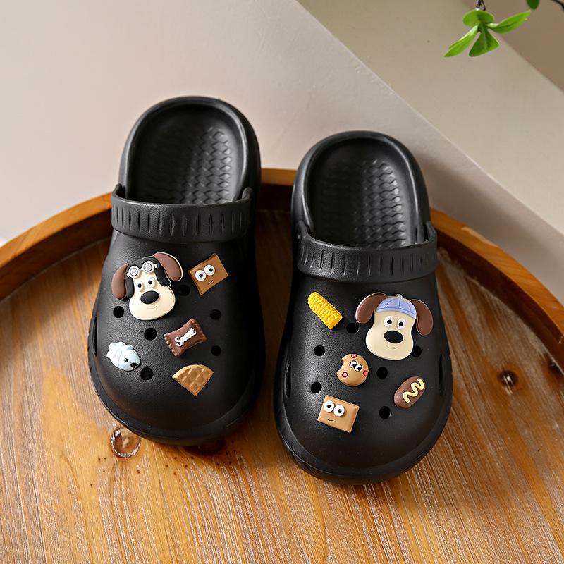 Thick-soled hole shoes for women to wear in summer, soft-soled non-slip new beach nurse baotou semi-cool slippers