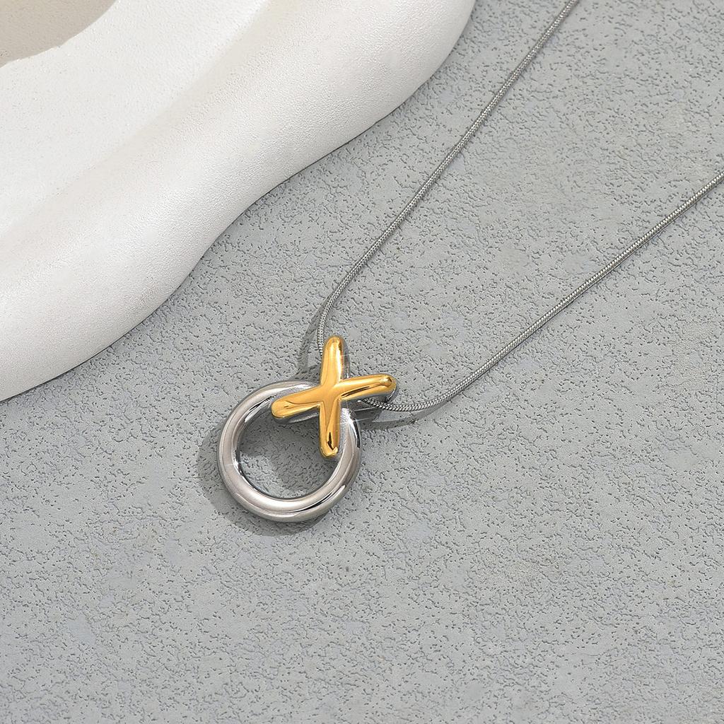 2025 New Jewelry Women's Geometric XO Shape Design Women's Long Necklace Versatile High-end Jewelry