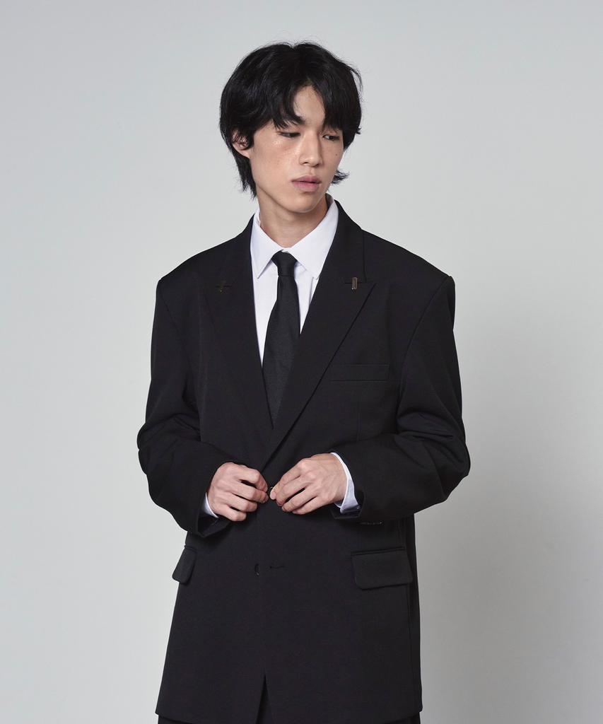 Hyoji Tip Pinched Overfit Blazer (Black)