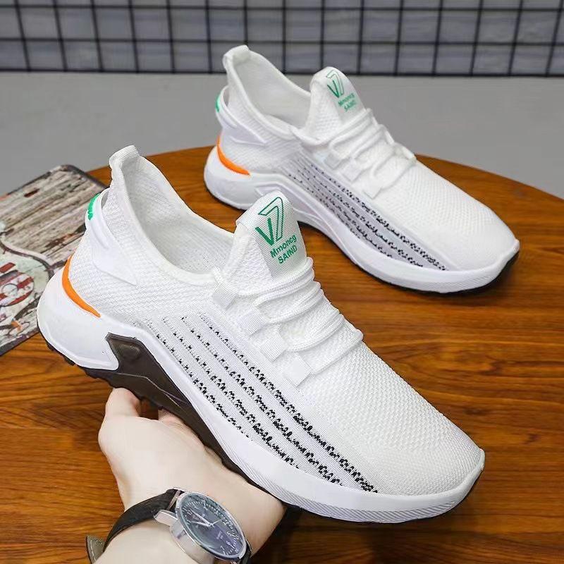 Men's Lightweight Breathable Casual Sports Shoes Summer Outdoor Mesh Soft Sole Running Shoes Fashion Comfort Versatile Sneakers