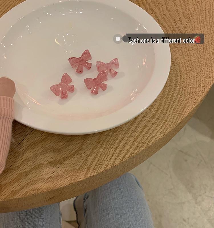 

Grape Bow Clip-On Earrings for Women - 2024 Trendy Non-Pierced Fashion Accessory