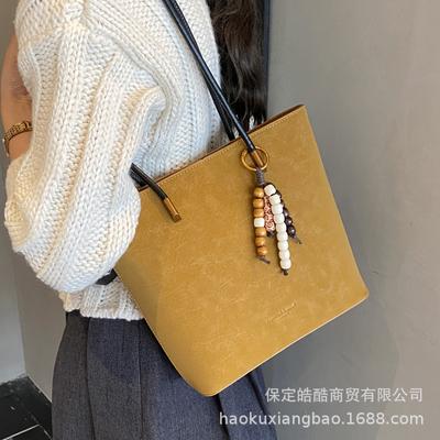 Bags Women's Large Capacity 2025 New Autumn and Winter Suede Retro Shoulder Bag Versatile Commuter Tote Bag