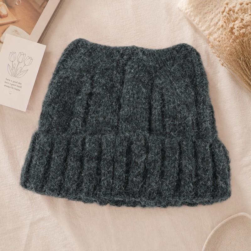 Thick Knit Cat Ear Beanie Hat Women Warm Protection Oversized Fit Slimming Face Effect