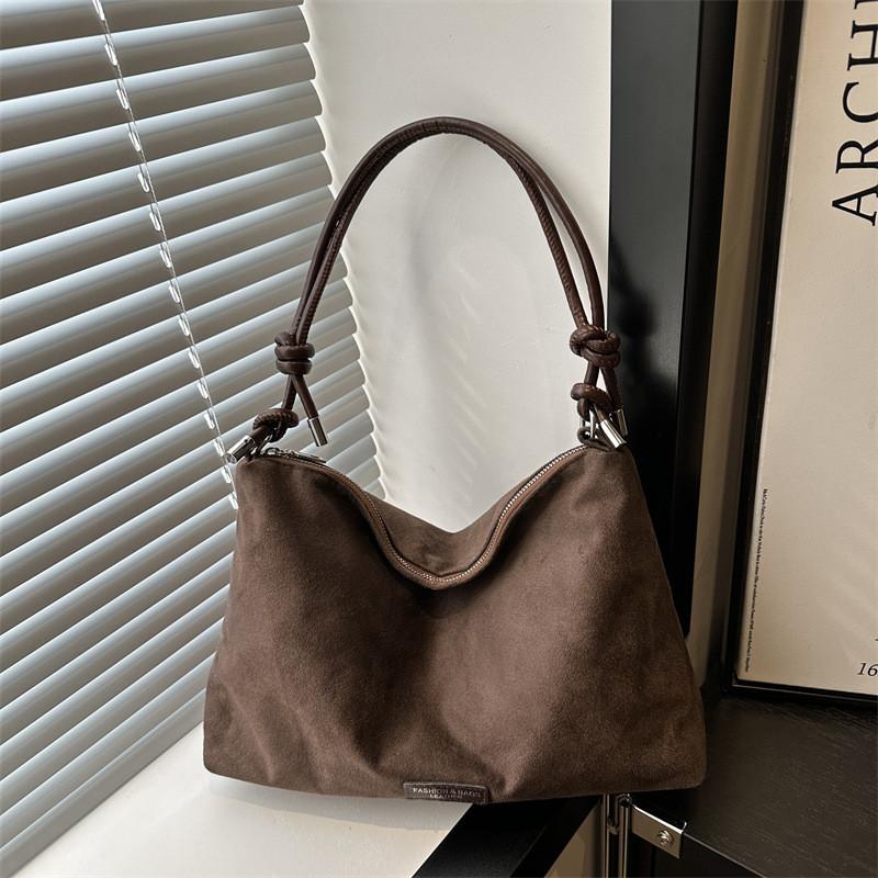 Urban Minimalist Bucket Bag With Special Material For Daily Use