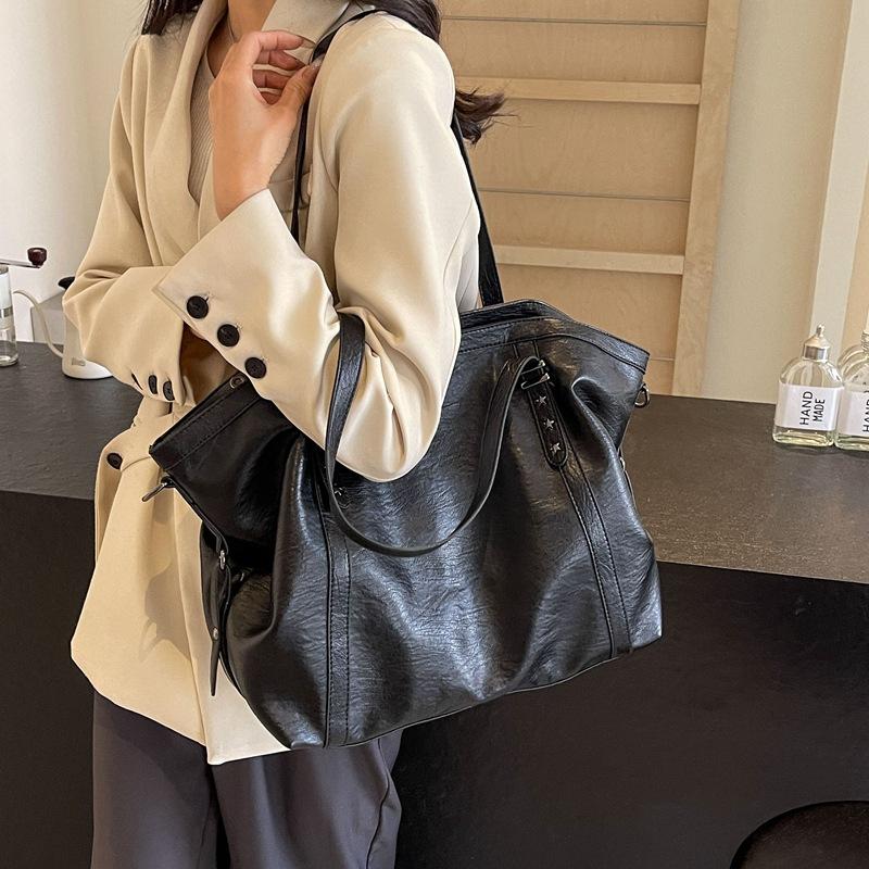 Retro-Tasche Damen große Kapazität 2025 neue Mode Schulter-Umhängetasche Textur Sommer High-End beliebte Tasche