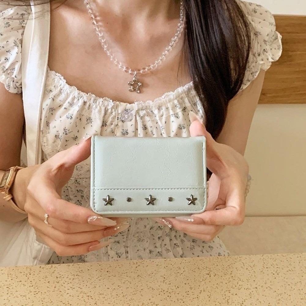 Portable Vintage Style Trifold Wallet Ultra Thin PU Leather Star Rivet Wallet Large Capacity Compact Size Cash Wallet Women