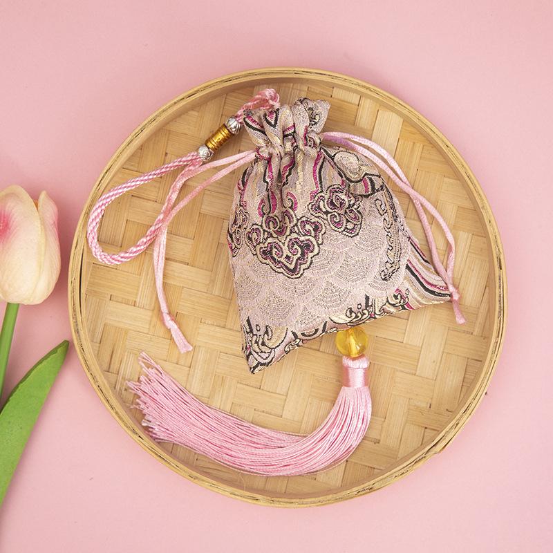 Sachet Sachet Leere Beutel Beutel Drachenbootfest Stickerei Auto Anhänger Moxa Weihrauch Beutel Auto Glücksbringer Wolke Segen Beutel