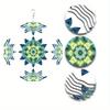 Lebhaftes Petrolblau 10 Zoll Mandala Blume Windspiel Metall Hängedekor für Garten Balkon Alle Jahreszeiten 360 Grad Haken Außendekor