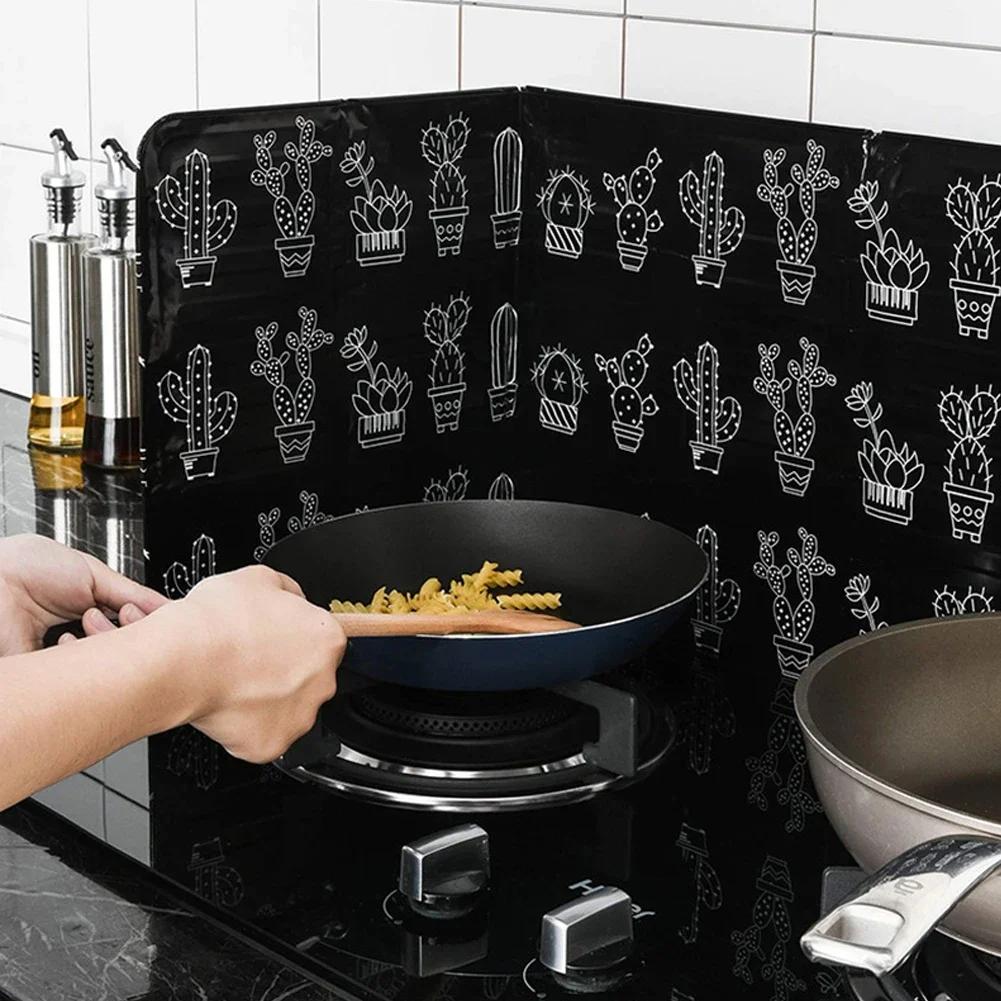 Paraschizzi in Lamina di Alluminio per Fornelli a Gas da Cucina Schermo Protettivo Anti-Schizzi d'Olio Per la Cottura di Verdure Fritte Accessori da Cucina